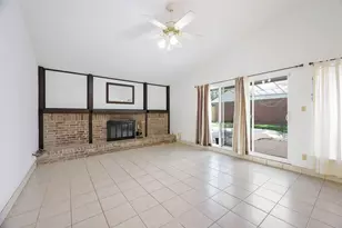 2707 Colonial Dr, Carrollton, TX 75007 - Photo 9