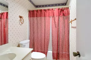 2707 Colonial Dr, Carrollton, TX 75007 - Photo 19