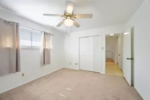 2707 Colonial Dr, Carrollton, TX 75007 - Photo 17