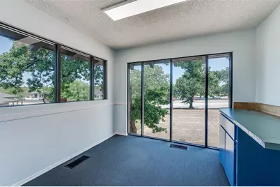 1725 Cimarron Trail #1, Hurst, TX 76054 - Photo 17