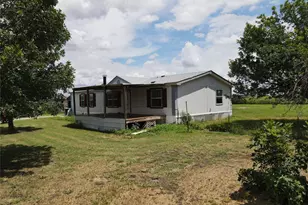 15962 Fritcher Rd, Pilot Point, TX 76258 - Photo 17
