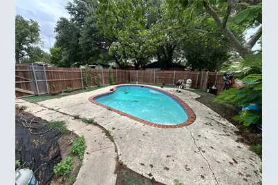 6310 Glenmoor Drive, Garland, TX 75043 - Photo 11