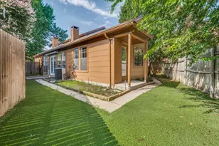 107 Brentwood Ct, Irving, TX 75061 - Photo 25