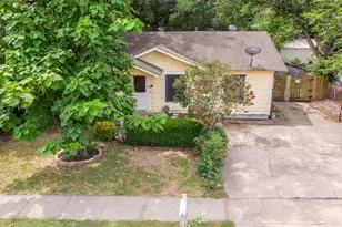 3528 Kellis St, Fort Worth, TX 76119 - Photo 3