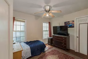 3528 Kellis St, Fort Worth, TX 76119 - Photo 9