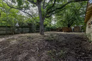 3528 Kellis St, Fort Worth, TX 76119 - Photo 25