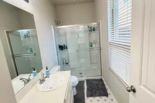 905 Ravenwood Ln, Van Alstyne, TX 75495 - Photo 13