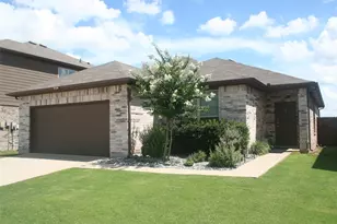 905 Ravenwood Ln, Van Alstyne, TX 75495 - Photo 1