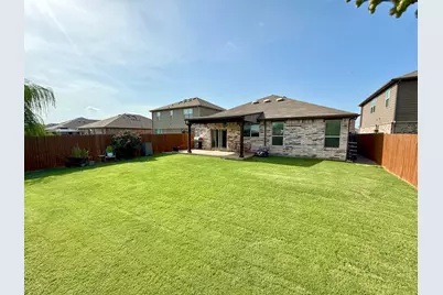 905 Ravenwood Lane, Van Alstyne, TX 75495 - Photo 17