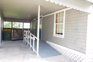 105 NW 7th St, Hubbard, TX 76648 - Photo 5