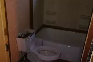 457 W Main St, Ranger, TX 76470 - Photo 3