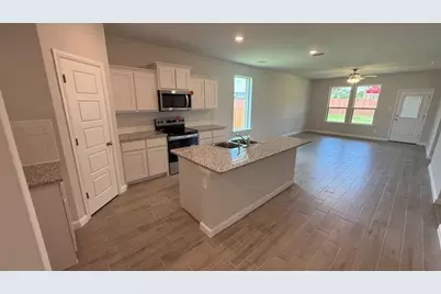 1936 Preakness Drive, Granbury, TX 76049 - Photo 3