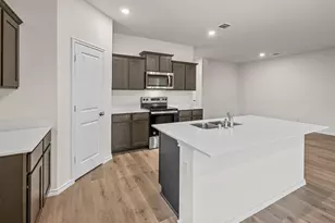 6088 Freedom Dr, Lindale, TX 75771 - Photo 11