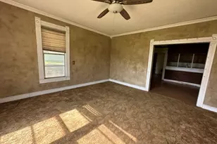 202 Mill St, Valley View, TX 76272 - Photo 7