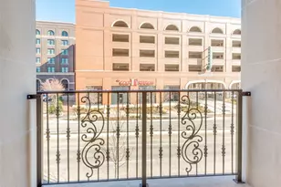 250 E Dallas St, Grapevine, TX 76051 - Photo 19