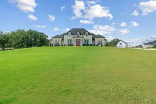 4000 Randolph Ln, Azle, TX 76020 - Photo 3