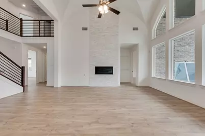 7631 Lanier Lane, Grand Prairie, TX 75054 - Photo 7