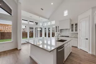 7631 Lanier Ln, Grand Prairie, TX 75054 - Photo 9