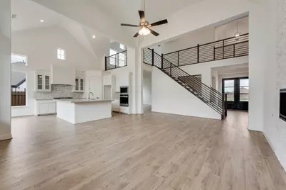 7631 Lanier Lane, Grand Prairie, TX 75054 - Photo 5