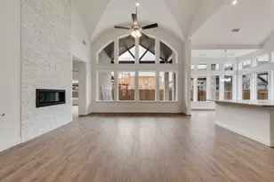 7631 Lanier Ln, Grand Prairie, TX 75054 - Photo 3