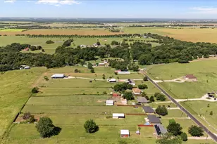 2038 Forreston Rd, Waxahachie, TX 75165 - Photo 39