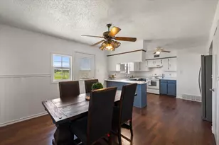 2038 Forreston Rd, Waxahachie, TX 75165 - Photo 15