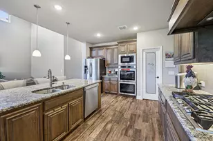 2808 Richard St, Burleson, TX 76028 - Photo 13