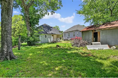 110 E Munson Street, Denison, TX 75021 - Photo 31
