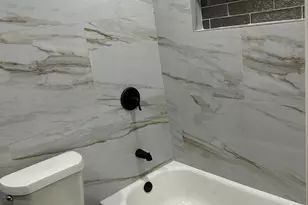 8545 Midpark Rd, Dallas, TX 75240 - Photo 17