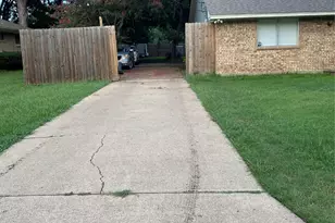 206 Methodist St, Red Oak, TX 75154 - Photo 3