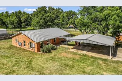 111 Quail Drive, Springtown, TX 76082 - Photo 1