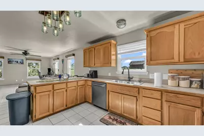 111 Quail Drive, Springtown, TX 76082 - Photo 5