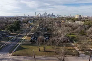 3636 Wendelkin St, Dallas, TX 75215 - Photo 1