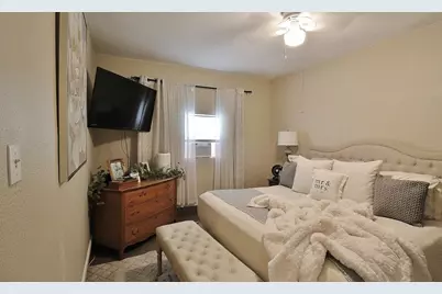 911 E Lovers Lane, Arlington, TX 76010 - Photo 9