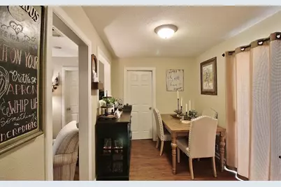 911 E Lovers Lane, Arlington, TX 76010 - Photo 5