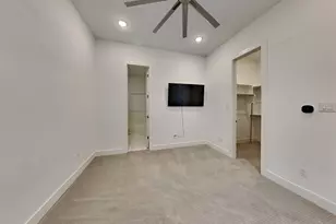 129 Oscar Dr, Dallas, TX 75203 - Photo 13