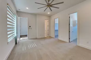 129 Oscar Dr, Dallas, TX 75203 - Photo 9