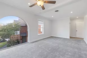 3900 Hawthorne Ave, Dallas, TX 75219 - Photo 9