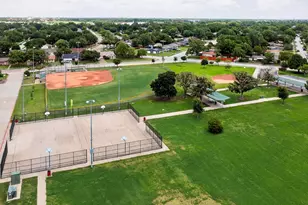 4457 Flamingo Ct, Mesquite, TX 75150 - Photo 9