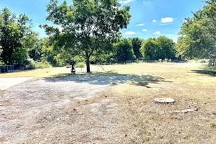 710 S Main St, Tehuacana, TX 76686 - Photo 33