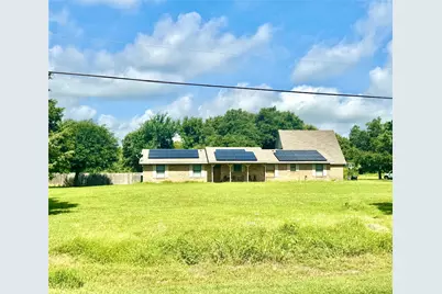 710 S Main Street, Tehuacana, TX 76686 - Photo 1