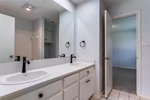 4223 Lawngate Dr, Dallas, TX 75287 - Photo 17