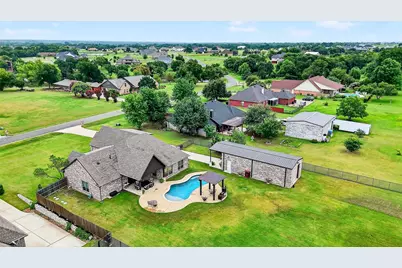 686 Cypress Point Drive, Gunter, TX 75058 - Photo 5