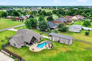 686 Cypress Point Dr, Gunter, TX 75058 - Photo 5