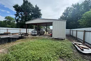 410 N Douglas St, Mart, TX 76664 - Photo 19