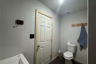 410 N Douglas St, Mart, TX 76664 - Photo 15