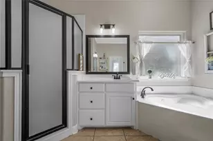 201 Camino Del Rancho, Lorena, TX 76655 - Photo 19