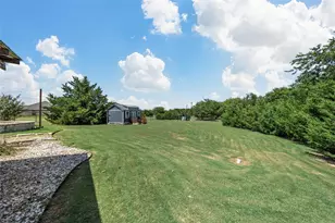 201 Camino Del Rancho, Lorena, TX 76655 - Photo 33