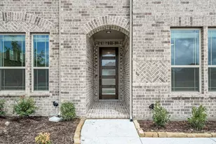 1229 Dove Hvn Dr, Justin, TX 76247 - Photo 3