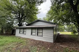 1837 W Houston St, Paris, TX 75460 - Photo 21